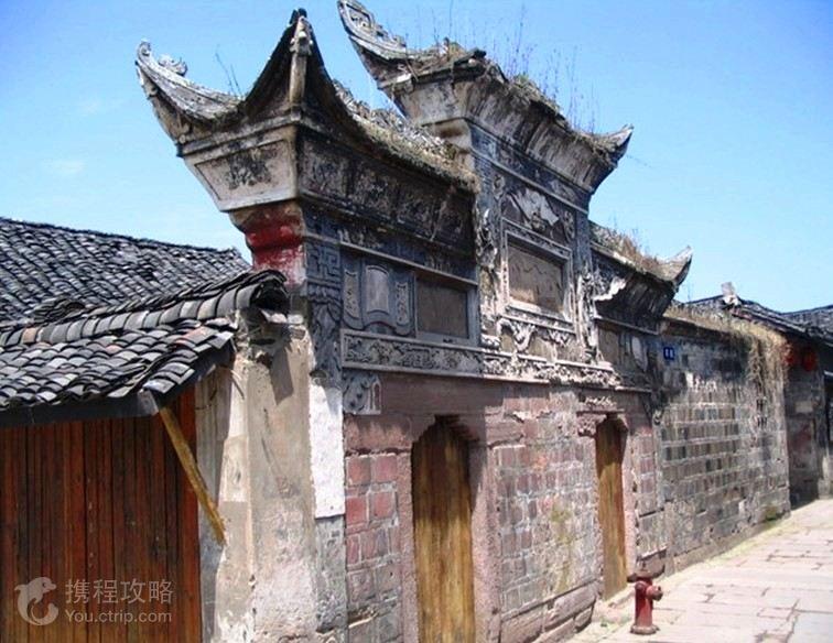 从地势上看，京沪高速铁路位于我国哪个阶梯如题.本来游戏画面